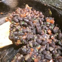 A picture of Cuban-ish Black Beans.