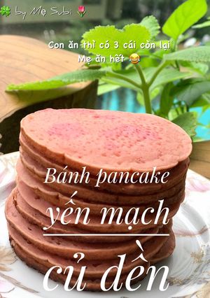 Hình của món Ăn dặm- bánh pancake yến mạch củ dền đỏ.