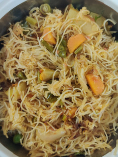 சேமியா தம் பிரியாணி செய்முறை முக்கிய புகைப்படம்