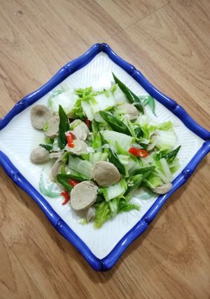 Foto resep Tumis Sawi Putih Bakso