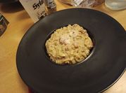 Une photo de lardon riz
