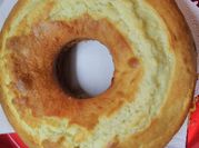 Una foto de torta de limón aceite