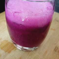 A picture of Dragon fruit fizz.