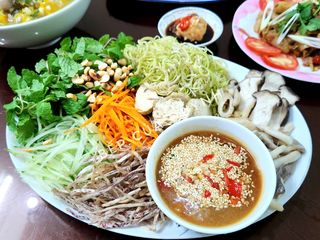 Gỏi ngũ sắc chay