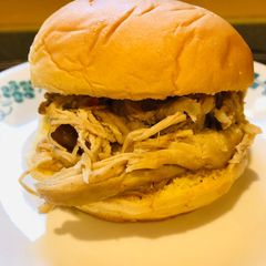 A picture of Crockpot Italian Beer 🍺 Chicken 🐔.