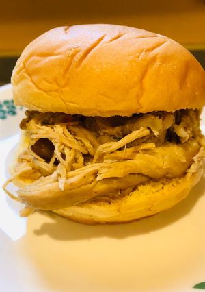 A picture of Crockpot Italian Beer 🍺 Chicken 🐔.