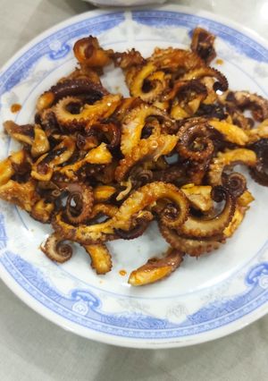 Hình của món Bạch tuộc nướng nồi.