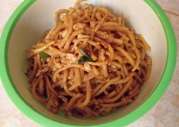 Cara Gampang Membuat Mie Goreng Anti Gagal