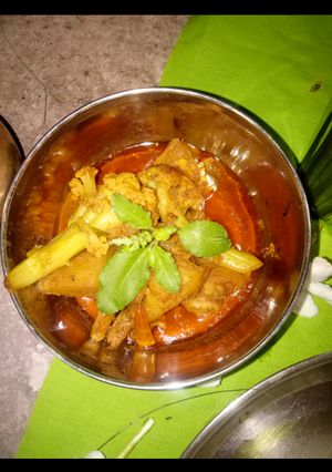 ফুলকপির রসা (foolkopir rosa recipe in Bengali) রেসিপির প্রধান ছবি