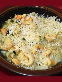 க்ரீம்ட் காலிஃப்ளவர் (Creamy cauliflower recipe in tamil) செய்முறை முக்கிய புகைப்படம்