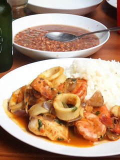 Una foto de Sudado de Robalo y Mariscos