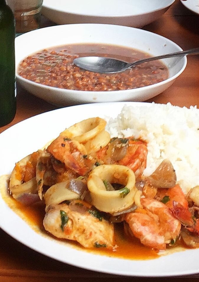 Una foto de Sudado de Robalo y Mariscos