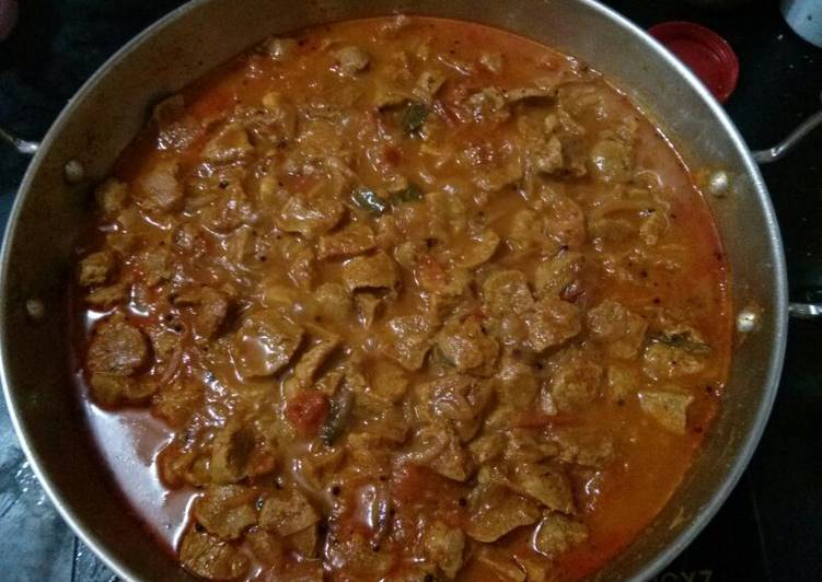 Soya Chunks Curry