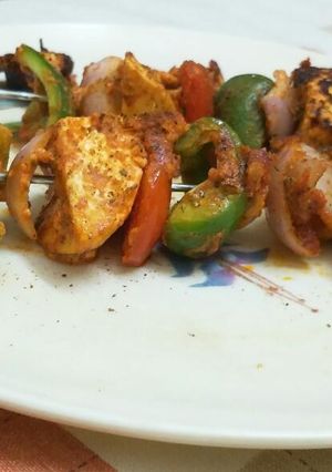 A picture of Paneer tikka masala.