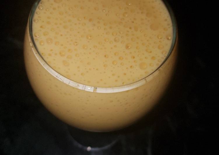 Steps to Prepare Any-night-of-the-week Mango milkshake