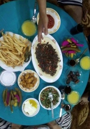 صورة لوصفة حمص مع لحمة