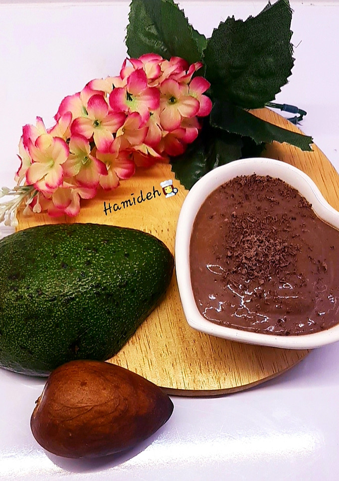 عکسی از دستور پودینگ آووکادو شکلاتی🥑