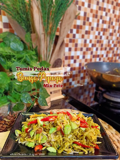Foto resep Tumis Pedas bunga pepaya mix pete