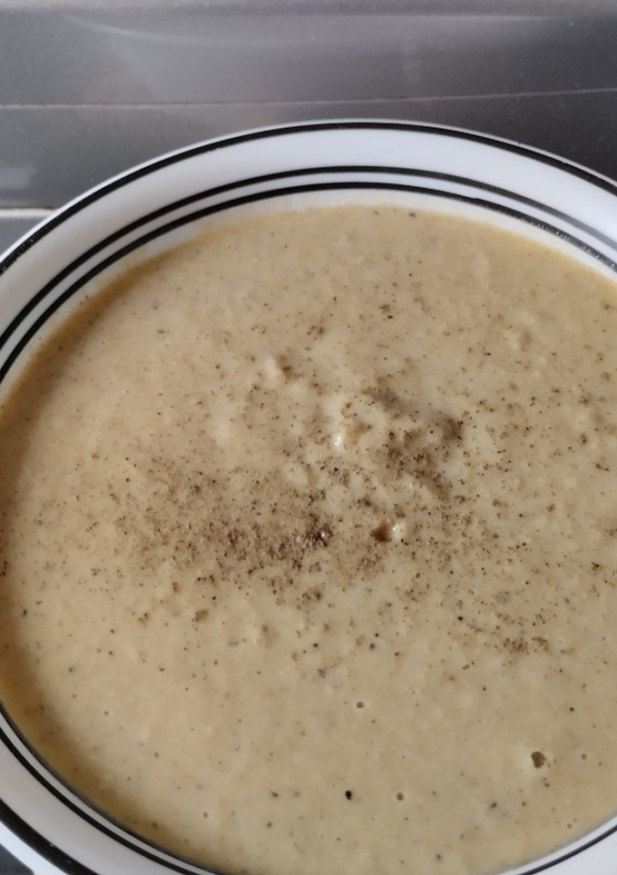 Una foto de Dip🥙 de berenjena y cebolla tatemada🍆🌰🌯