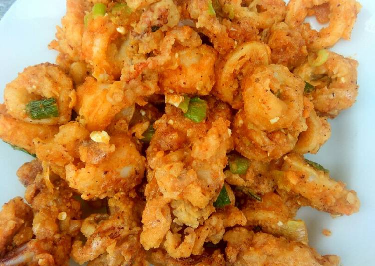 Cumi saus telur asin