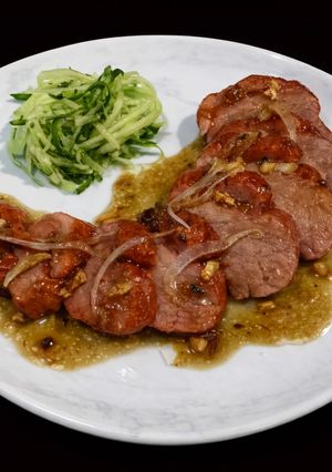 Hình của món SP.0842 - Lườn Ngỗng Hun Khói Sốt Me Cay.