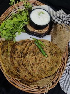 भुजिया मसाला लच्छा पराठा (bhujiya masala lachha Paratha recipe in hindi) रेसिपी मुख्य फोटो