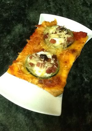 Foto principal de Mini pizzas de calabacín, jamón y queso Philadelphia