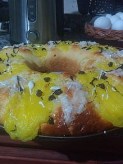 Una foto de Rosca de Pascua gigante