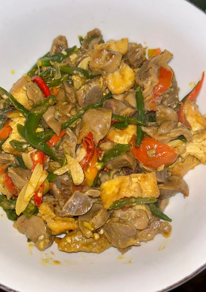 Foto resep Oseng ampela tahu pedas