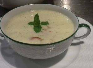Una foto de Crema de melón fría