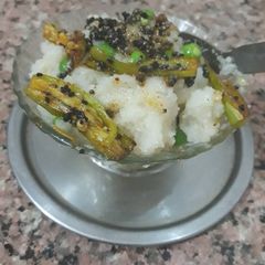 A picture of Peas Green Chilli Upma.