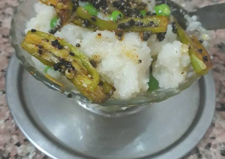 Easiest Way to Summer at dinner Peas Green Chilli Upma