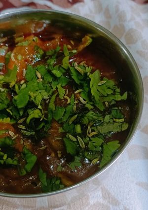 कच्चे आम की खट्टी मीठी सब्जी रेसिपी मुख्य फोटो