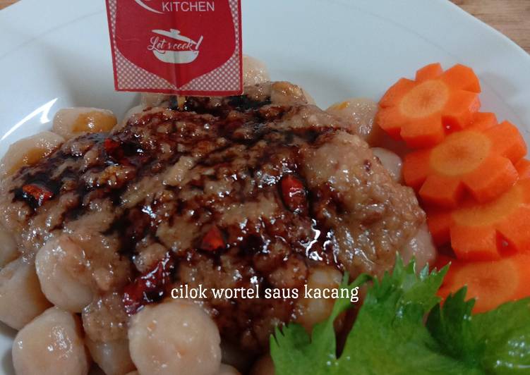 Cilok Wortel Saus Kacang