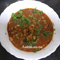 A picture of Black eyed peas masala.