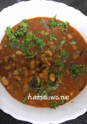 A picture of Black eyed peas masala.