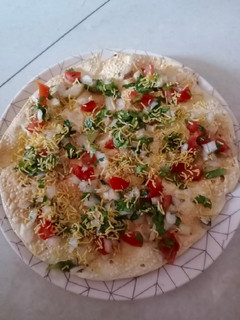 મસાલા પાપડ(masala papad Recipe in Gujarati) રેસીપી મુખ્ય ફોટો