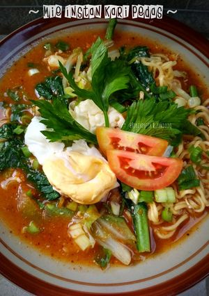 Foto resep Mie Instan Kari Pedas