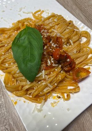 Une photo de Linguine duo de tomates