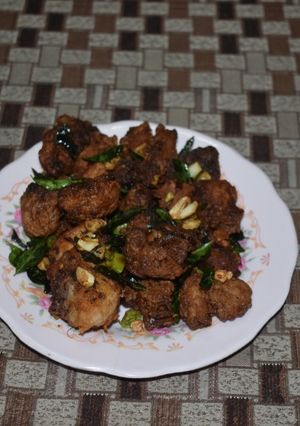 A picture of Chicken 65.