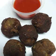 A picture of Meatballs with ToGiGar Sauce#myfavouriteeasterdishcontest#.