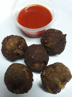 A picture of Meatballs with ToGiGar Sauce#myfavouriteeasterdishcontest#.