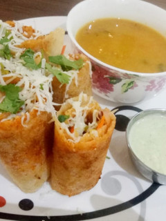 जीनी डोसा रोल (Jini dosa roll recipe in hindi) रेसिपी मुख्य फोटो