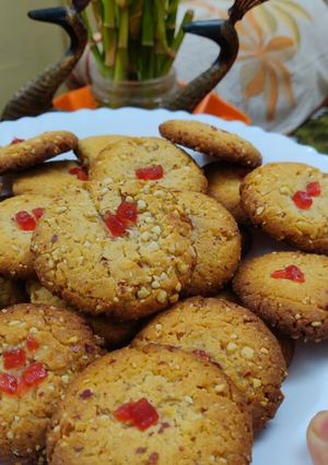 বাটার নাট ক্যুকিজ (butter nut cookies recipe in Bengali) রেসিপির প্রধান ছবি