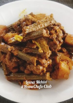 A picture of Masala Drumstick.