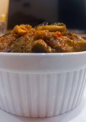 Sauce din egg plant ainihin hoton girkin