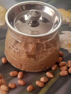A picture of Peanut Butter.