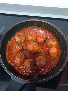 Una foto de Albóndigas en salsa de tomate