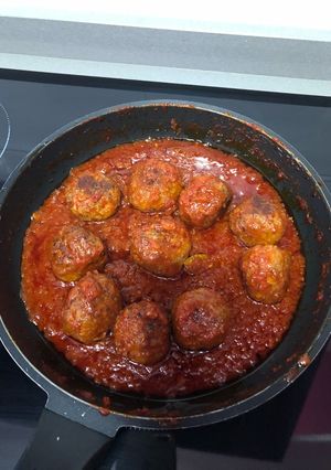 Una foto de Albóndigas en salsa de tomate