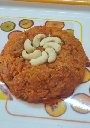 गाजर का हलवा(Gajar ka halwa recipe in Hindi) रेसिपी मुख्य फोटो